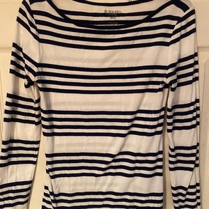 Long sleeve navy/white stripped tee shirt